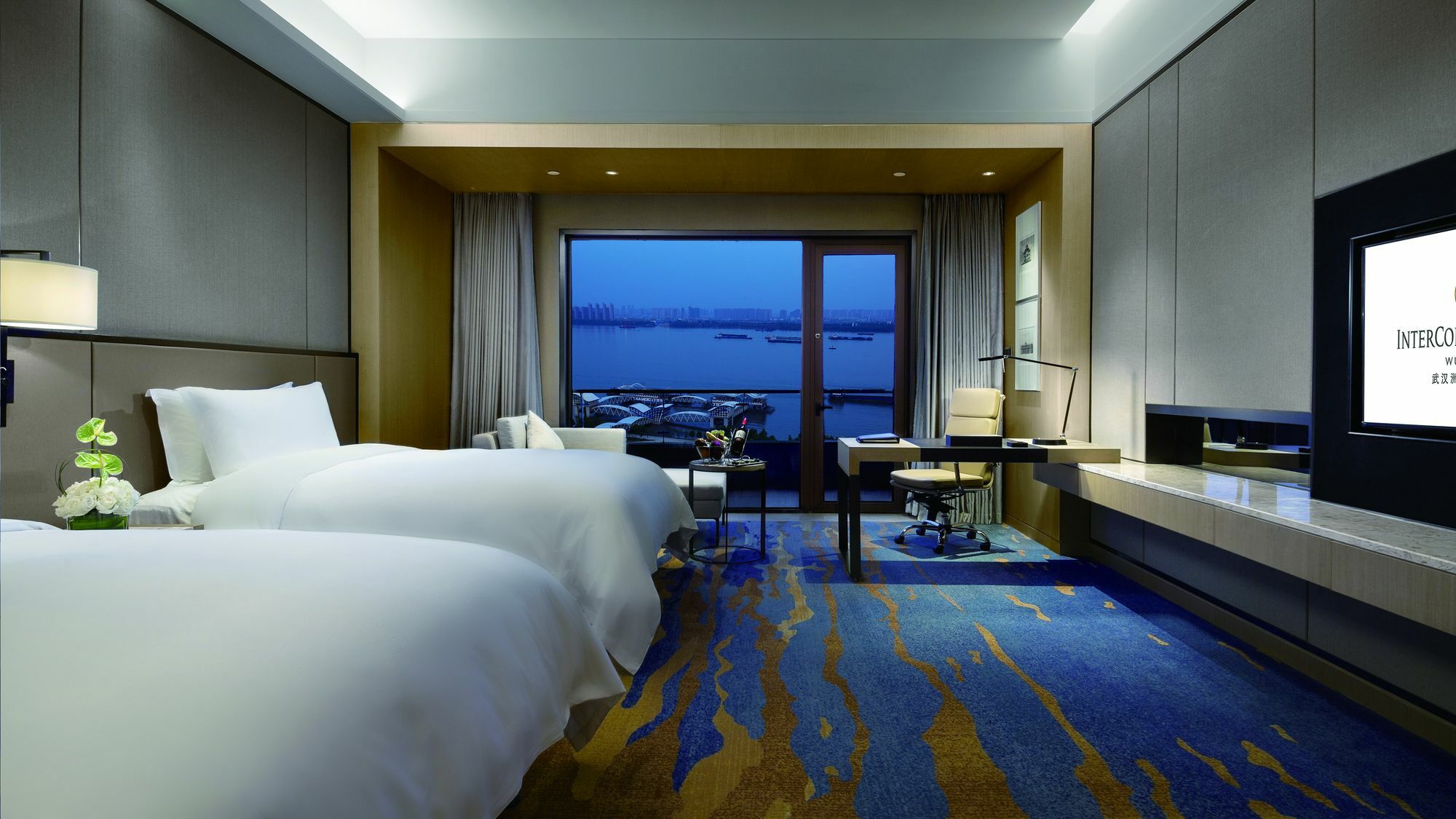 Intercontinental Wuhan By Ihg - Yangtze River View Dış mekan fotoğraf